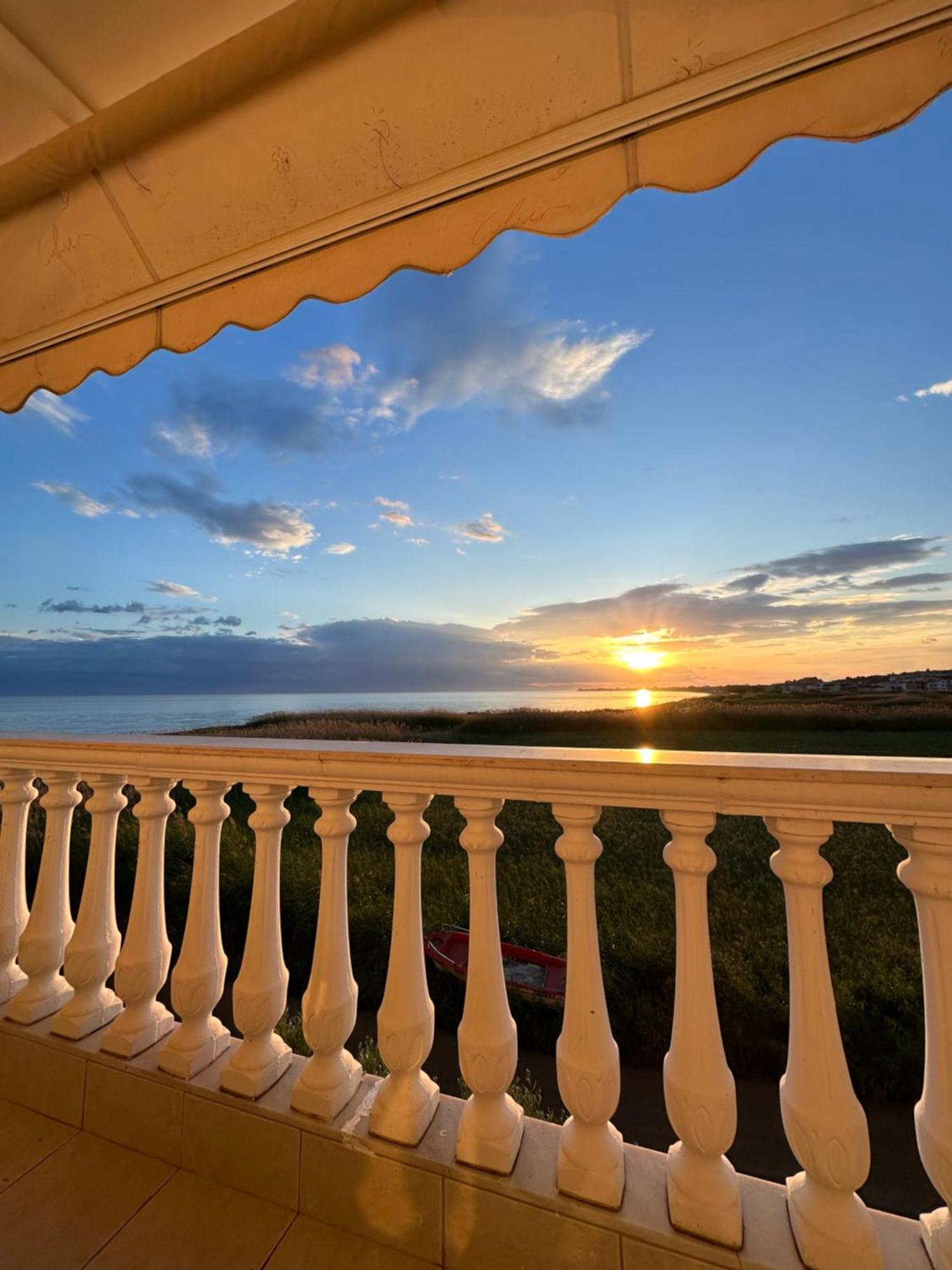 Dimar1 Seaside Apartment ปาลาเรีย ดิโอนิซีอู ภายนอก รูปภาพ